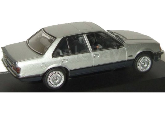 1/43 OPEL Rekord SR/E OPEL