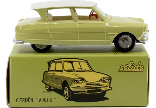 1/43 CITROEN Ami 6 Berline CITROEN