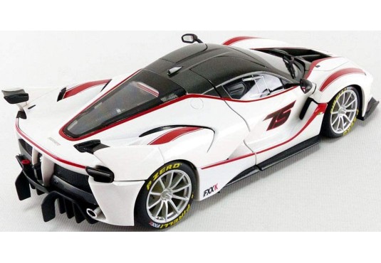 1/18 FERRARI FXXK N°75 FERRARI