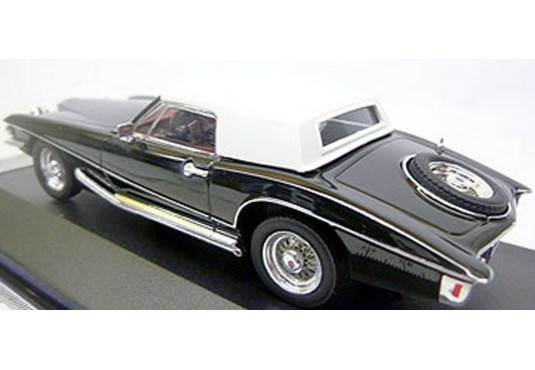 1/43 STUTZ Blackhawk 1971 STUTZ