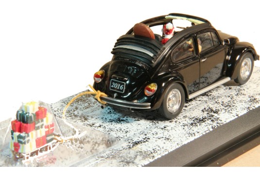 1/43 VOLKSWAGEN Coccinelle Noël + Luge cadeaux + Personnages VOLKSWAGEN