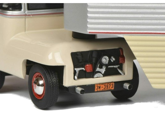 1/43 VOLKSWAGEN Combi T1b "Porsche" VOLKSWAGEN