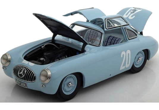 1/18 MERCEDES 300 SL (W194) N°20 Grand Prix Berne 1952 MERCEDES