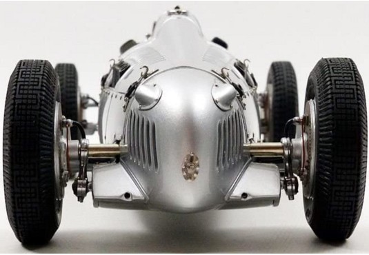 1/18 AUTO UNION Type C 1936-1937 AUTO UNION