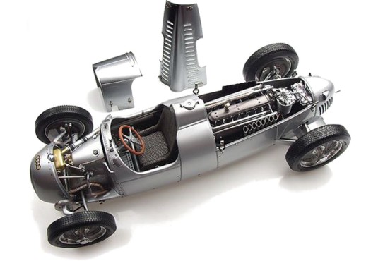 1/18 AUTO UNION Type C 1936-1937 AUTO UNION