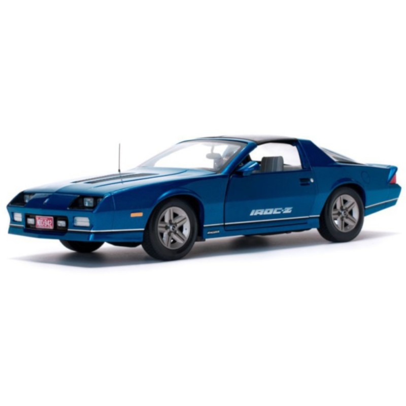 1/18 CHEVROLET Camaro IROC-Z 1985 CHEVROLET 1/18 CHEVROLET Camaro IROC-Z 1985 CHEVROLET