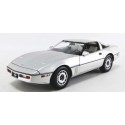 1/18 CHEVROLET Corvette C4 1984 CHEVROLET