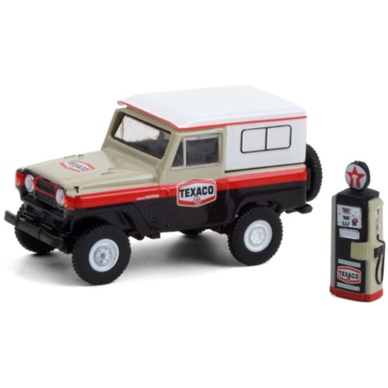 1/64 NISSAN Patrol + Pompe à Essence Texaco 1967 NISSAN