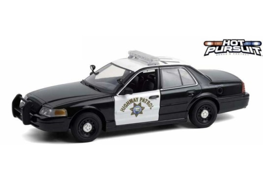 1/24 FORD Crown Victoria Police Interceptor California Highway Patrol 2008 FORD