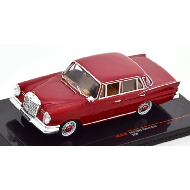 1/43 MERCEDES 220 SE (W111) 1959 MERCEDES