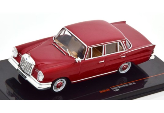 1/43 MERCEDES 220 SE (W111) 1959 MERCEDES