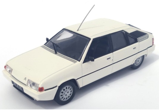 1/43 CITROEN BX 1984 CITROEN