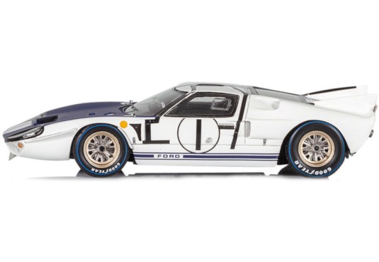 1/43 FORD GT40 MK2 N°1 Le Mans 1965 FORD