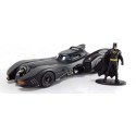 1/32 BATMOBILE 1989 + Figurine BATMOBILE