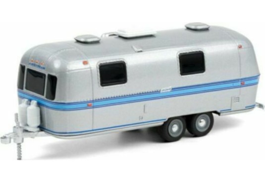 1/64 AIRSTREAM Land Yatch Custom AIRSTREAM