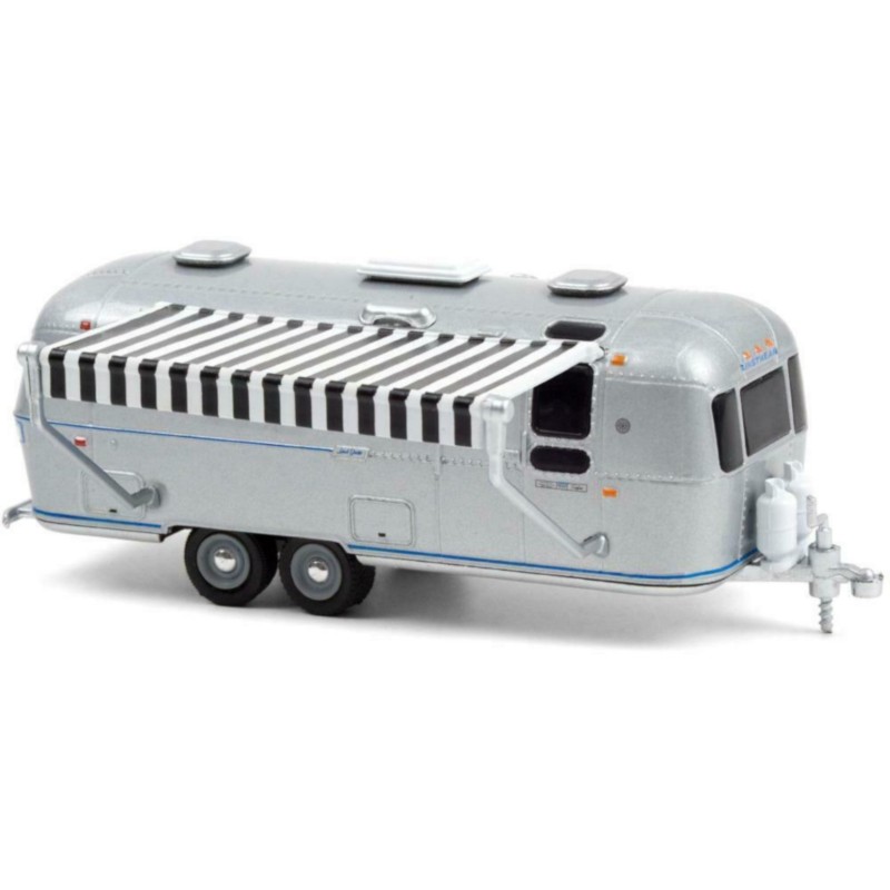 1//64 AIRSTREAM Land Yacht Safari 1972 AIRSTREAM 1//64 AIRSTREAM Land Yacht Safari 1972 AIRSTREAM