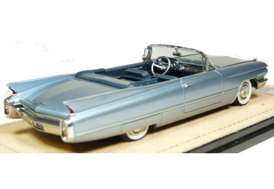 1/43 CADILLAC Série 62 Cabriolet 1960 CADILLAC