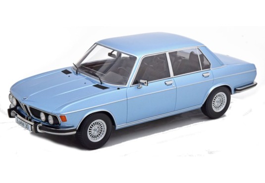 1/18 BMW 3.0 S E32 1971 BMW