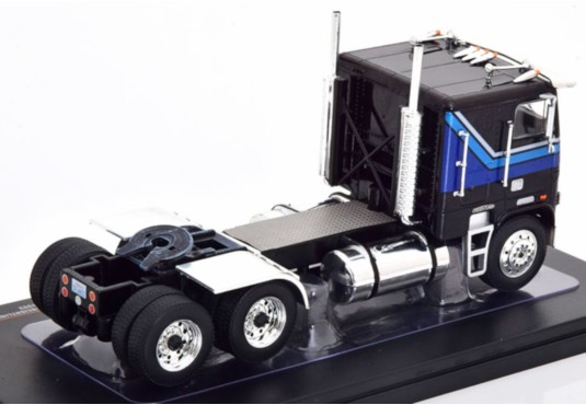 1/43 FREIGHTLINER FLA 1993 FREIGHTLINER