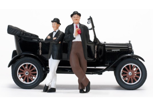 1/24 FORD T 1925 + Personnages "Laurel et Hardy" FORD