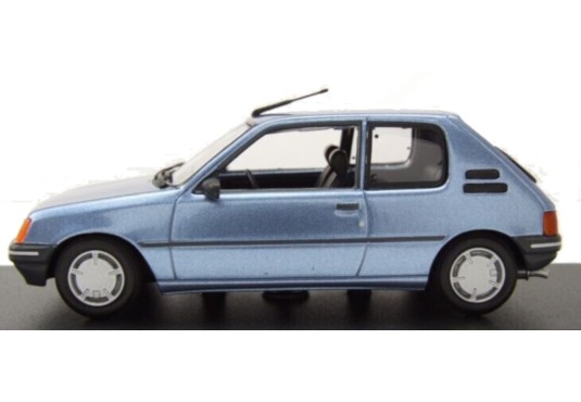 Peugeot 205 Blue Met 1990 940112370 MaXichamps
