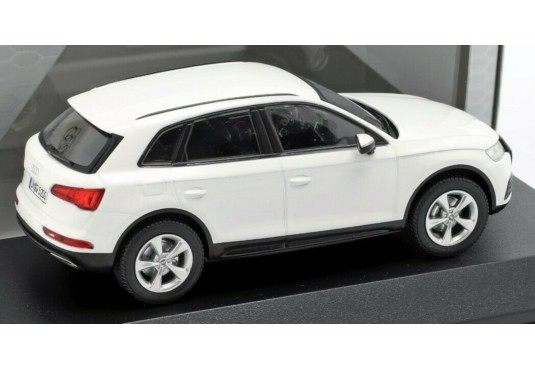 1/43 AUDI Q5 2017 AUDI