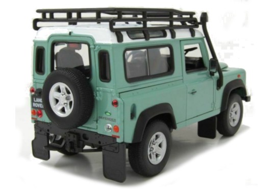 1/24 LAND ROVER Defender