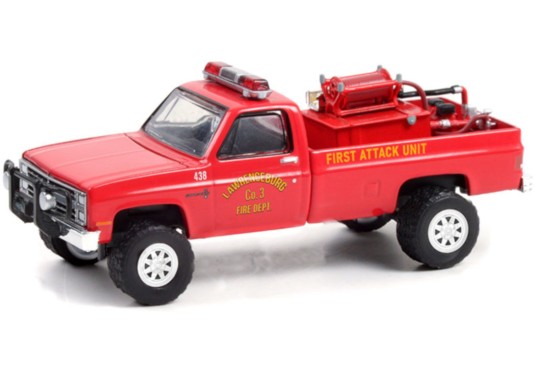 1/64 CHEVROLET C20 Deluxe Lawrebceburg Indiana Fire department 1986