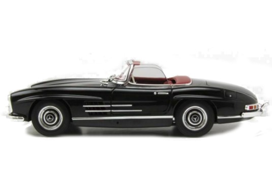 1/18 MERCEDES 300 SL Roadster (W198) 1958