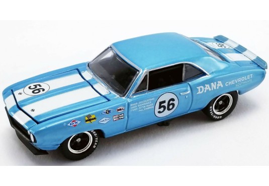 1/64 CHEVROLET C30 RAMPE + Chevrolet Camaro Trans am 1967