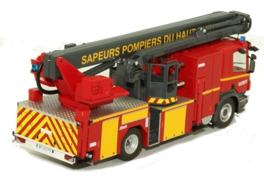 Camion de Pompiers Scania P320 Grande Echelle BEA Bras Elévateur Aérien  SDIS 57 Moselle Miniature de Collection 1/43 - Cdiscount Jeux - Jouets