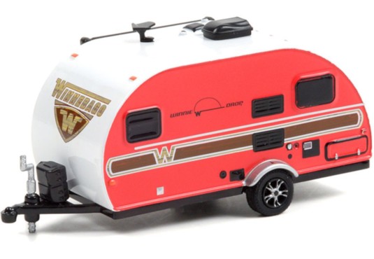 1/64 WINNEBAGO WINNIE DROP 2017