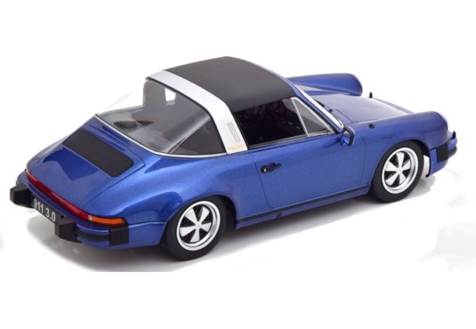 1/18 PORSCHE 911 Carrera 3.0 L Targa 1977