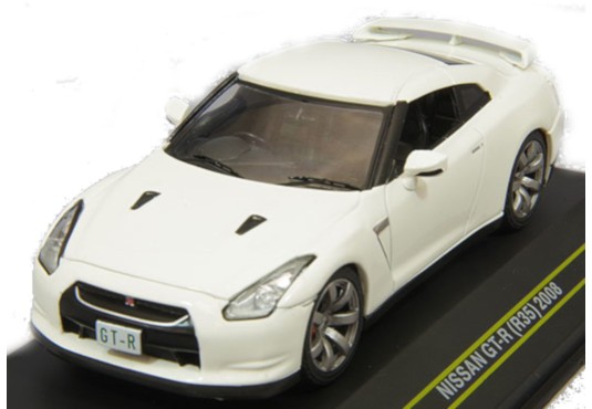 1/43 NISSAN GT-R R35 2008