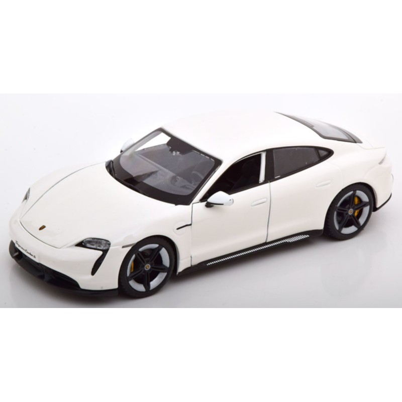 1/24 PORSCHE Taycan Turbo S 2020