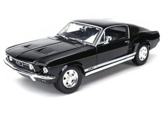 1/18 FORD Mustang Fastback...