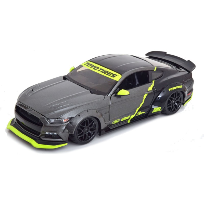 1/18 FORD Mustang GT 2015