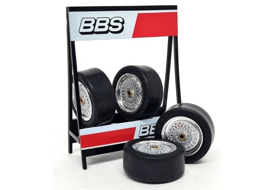 1/18 RACK Pneus Pirelli BBS + 4 Pneus avec jantes