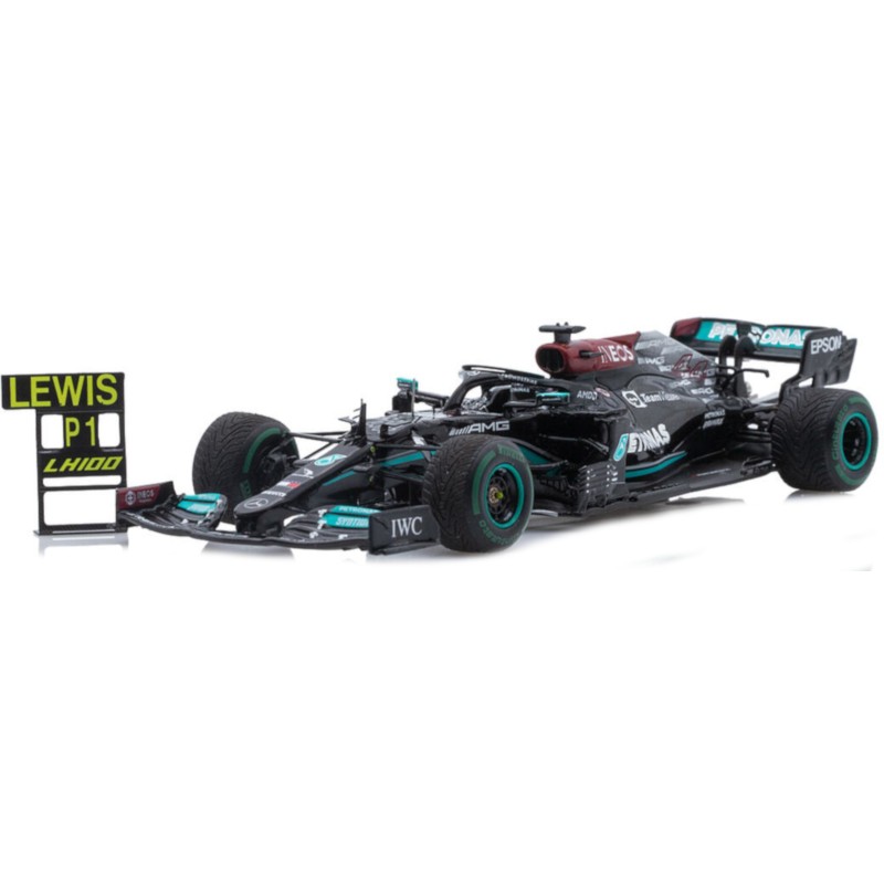 1/43 MERCEDES AMG W12E Performance N°44 Grand Prix Russie 2021 + Pit Board