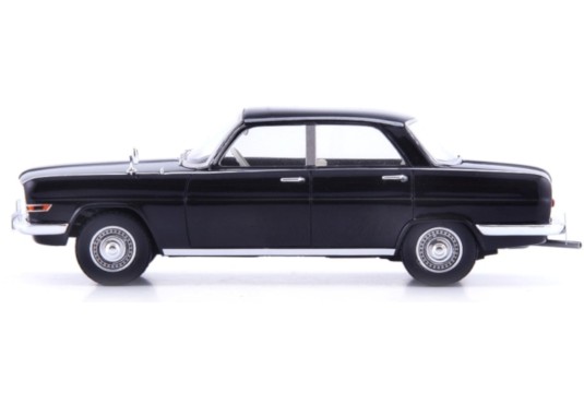 1/43 TRABANT P100 Paloma Allemagne Est 1961