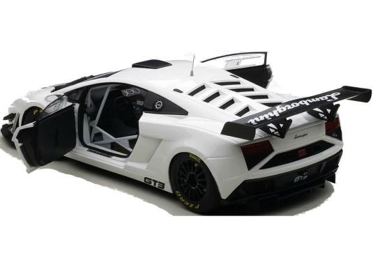 1/18 LAMBORGHINI Gallardo GT3 FL2 2013 LAMBORGHINI