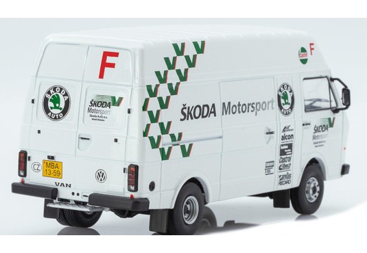 1/43 VOLKSWAGEN LT45 LWB Assistance SKODA