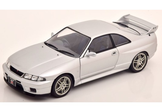 1/43 NISSAN Skyline GT-R R33 1997