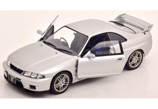 1/43 NISSAN Skyline GT-R R33 1997