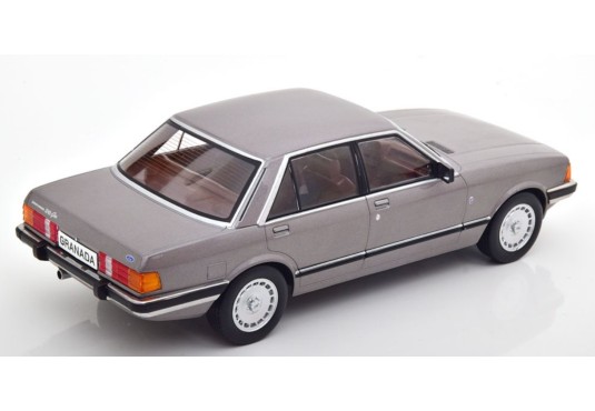 1/18 FORD Granada MKII 2.8L Ghia 1982