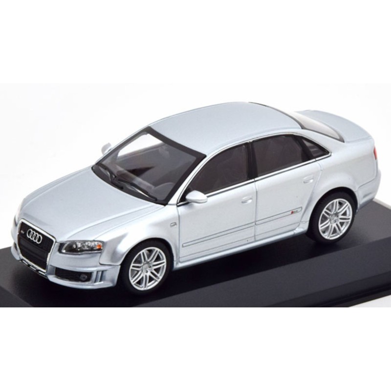 1/43 AUDI RS4 2004