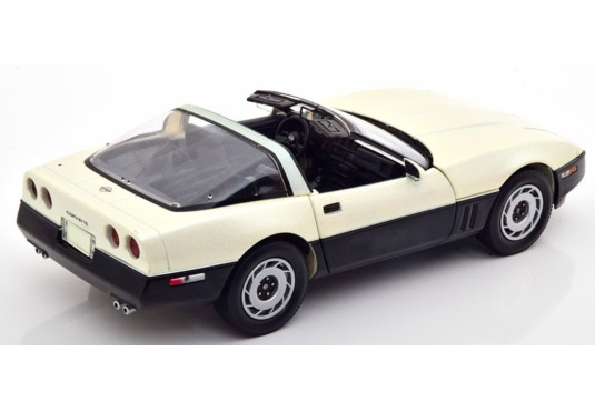 1/18 CHEVROLET Corvette 1986 Malcolm Konner Commemorative Edition