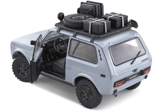 1/18 LADA Niva 1980 + Galerie + Accessoires