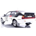 1/18 AUDI QUATTRO N°8 Rallye 1000 Lakes 1982