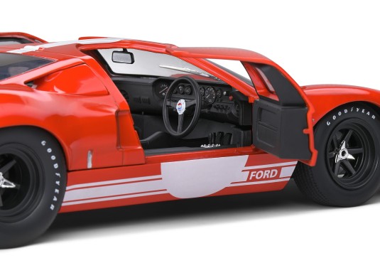 1/18 FORD GT 40 MKI 1966